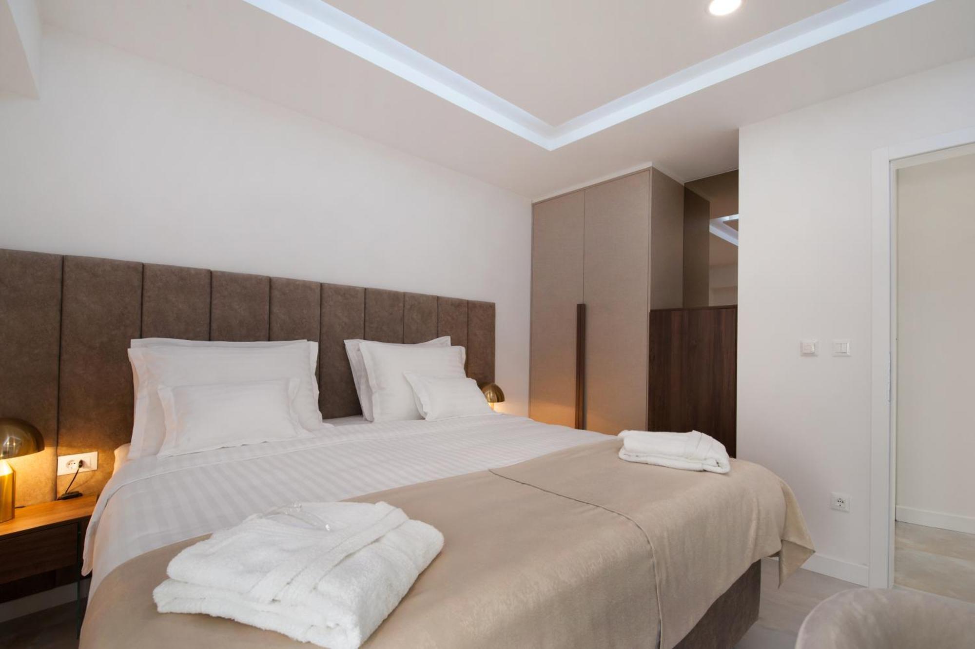 Luxury Galant 1 Apartment *
